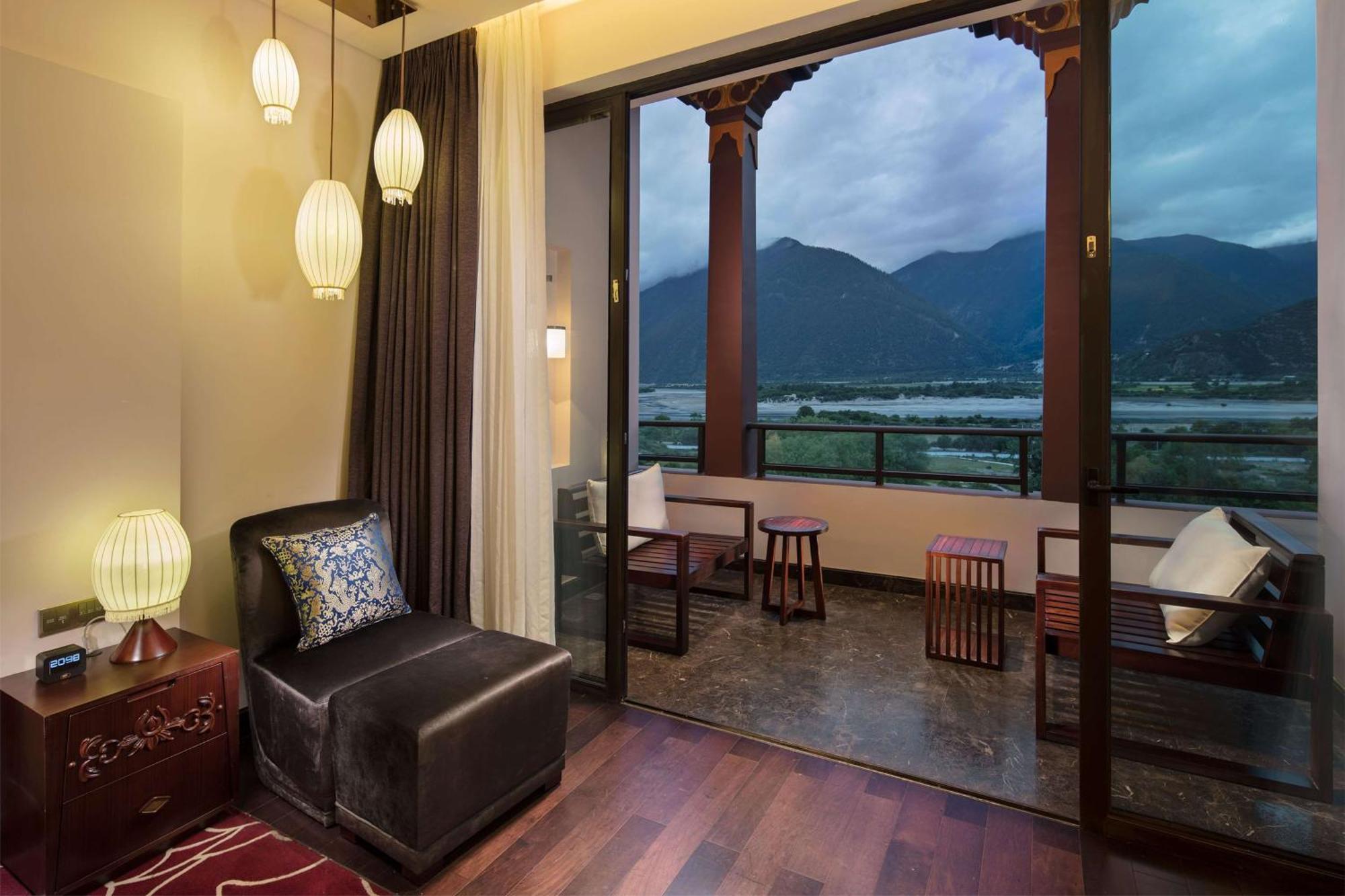 Hilton Linzhi Resort Lâm Tri Ngoại thất bức ảnh