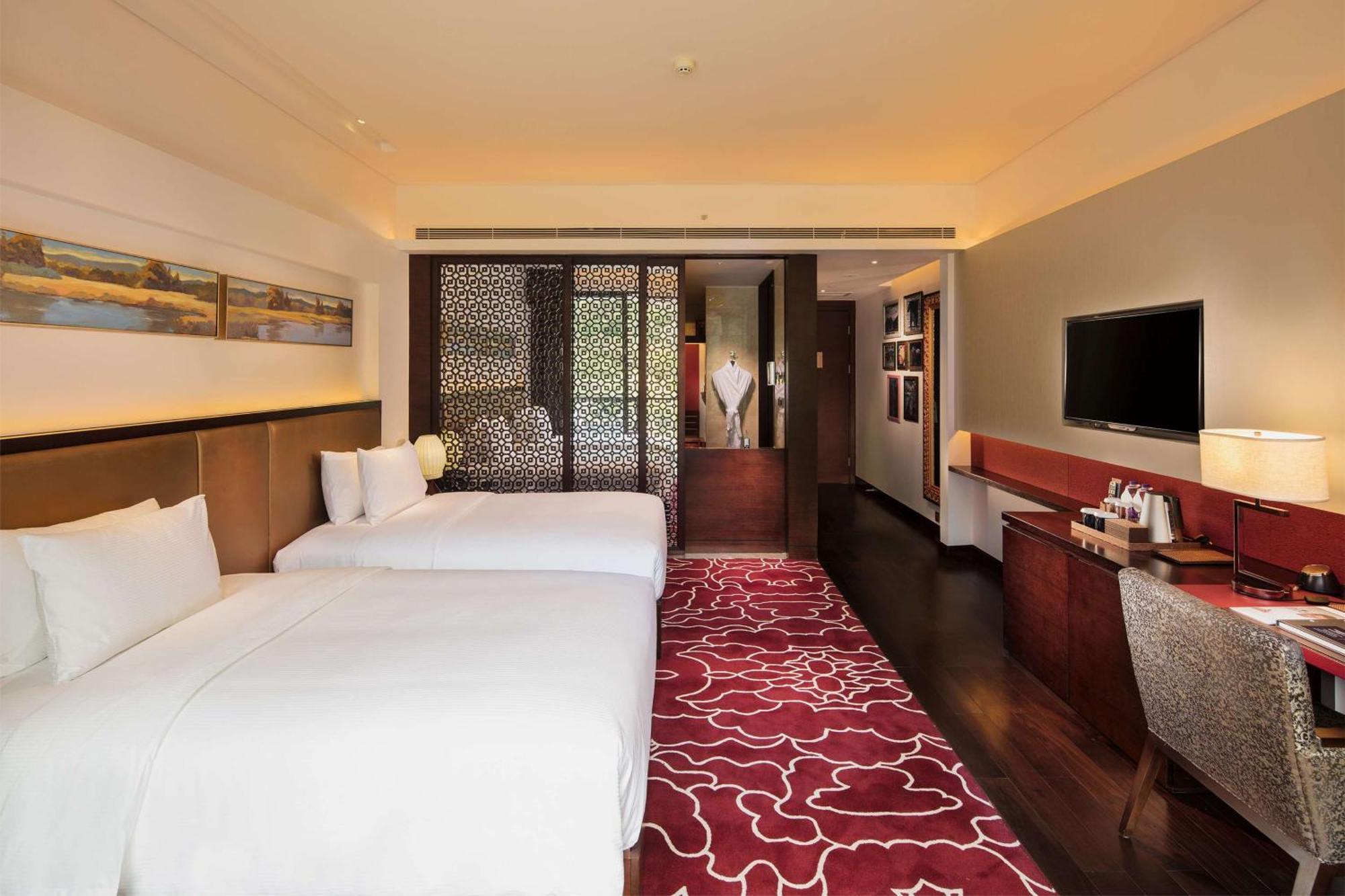 Hilton Linzhi Resort Lâm Tri Ngoại thất bức ảnh