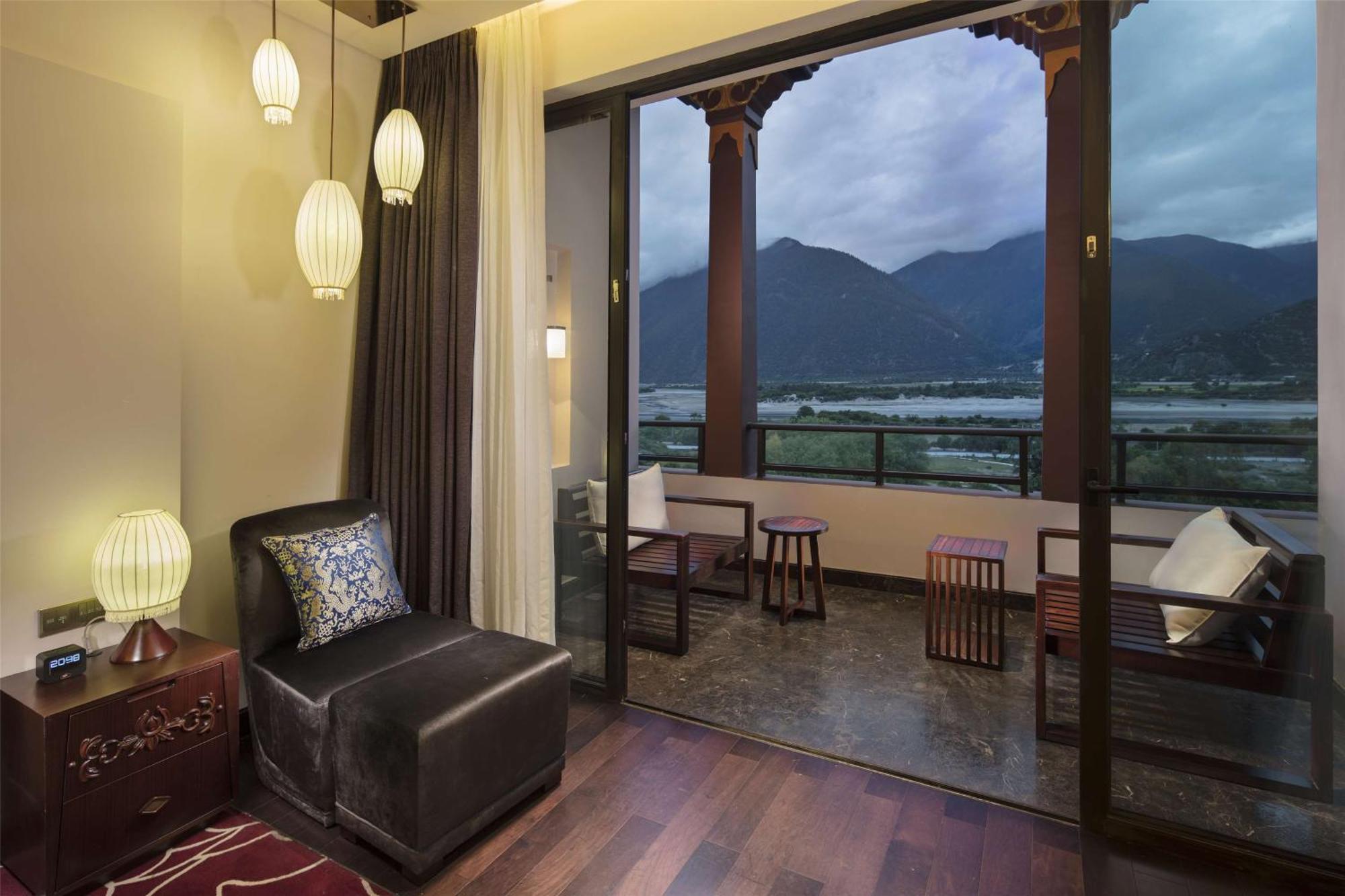 Hilton Linzhi Resort Lâm Tri Ngoại thất bức ảnh