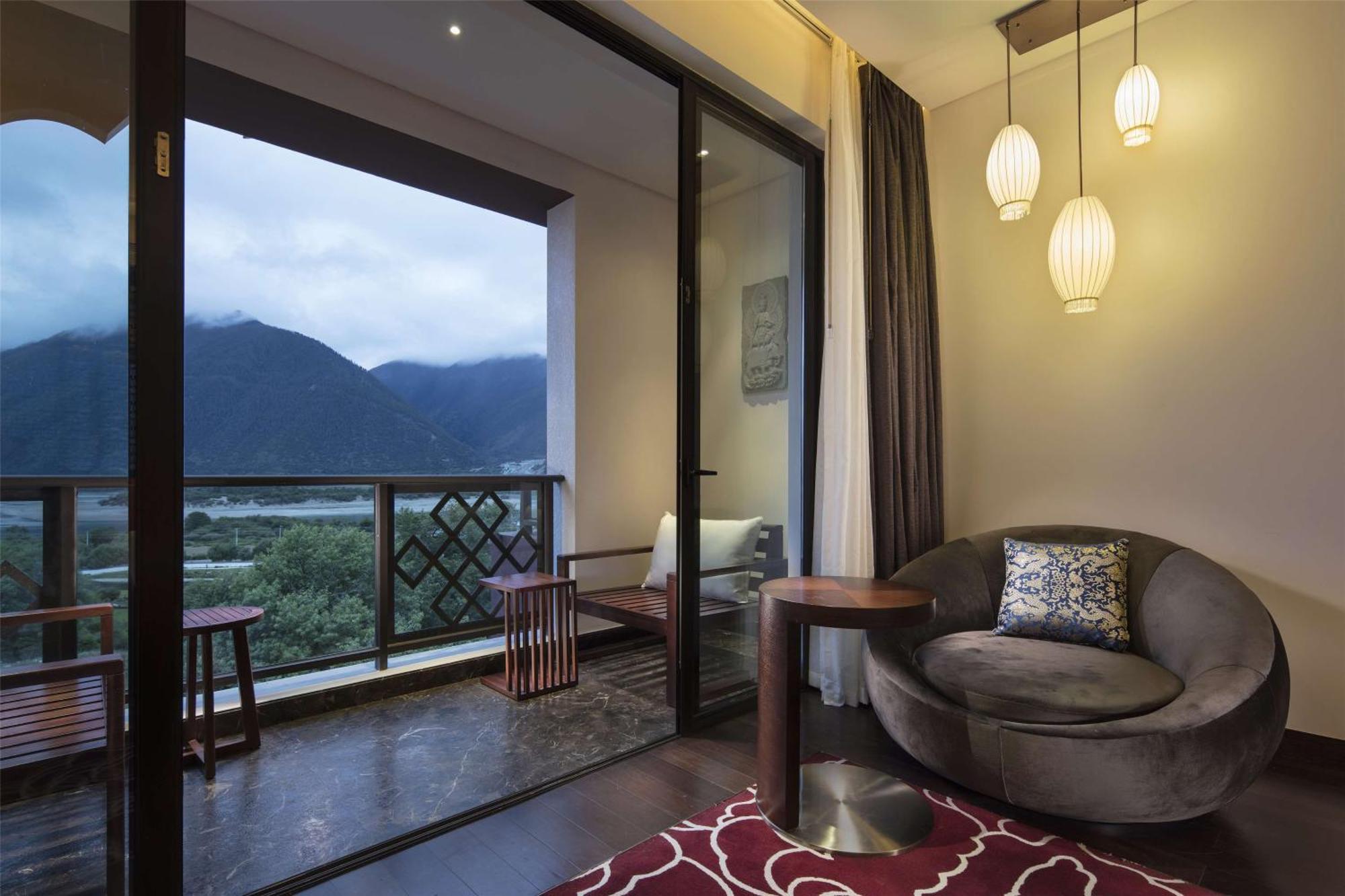 Hilton Linzhi Resort Lâm Tri Ngoại thất bức ảnh