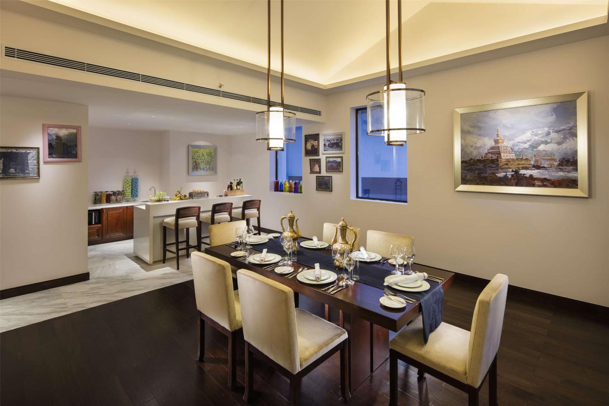 Hilton Linzhi Resort Lâm Tri Ngoại thất bức ảnh