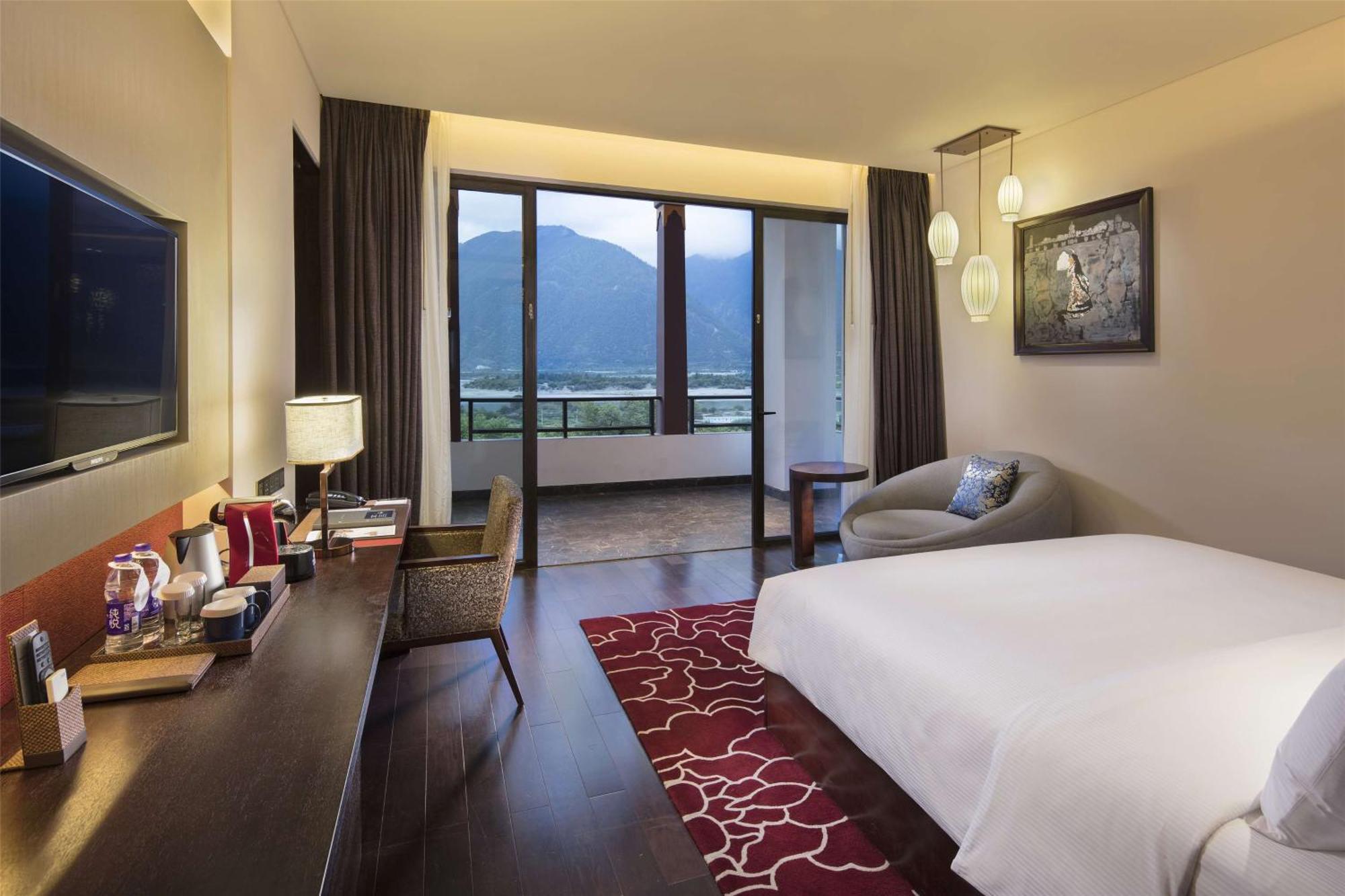 Hilton Linzhi Resort Lâm Tri Ngoại thất bức ảnh